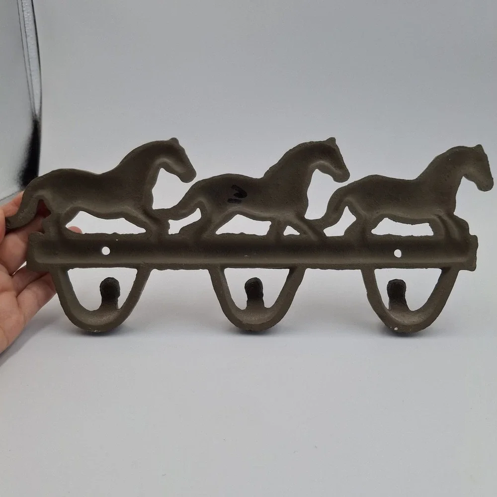 Vintage Rustic Cast Iron Running Horses Wall Hook Rack 3 Hook Western Decor 12